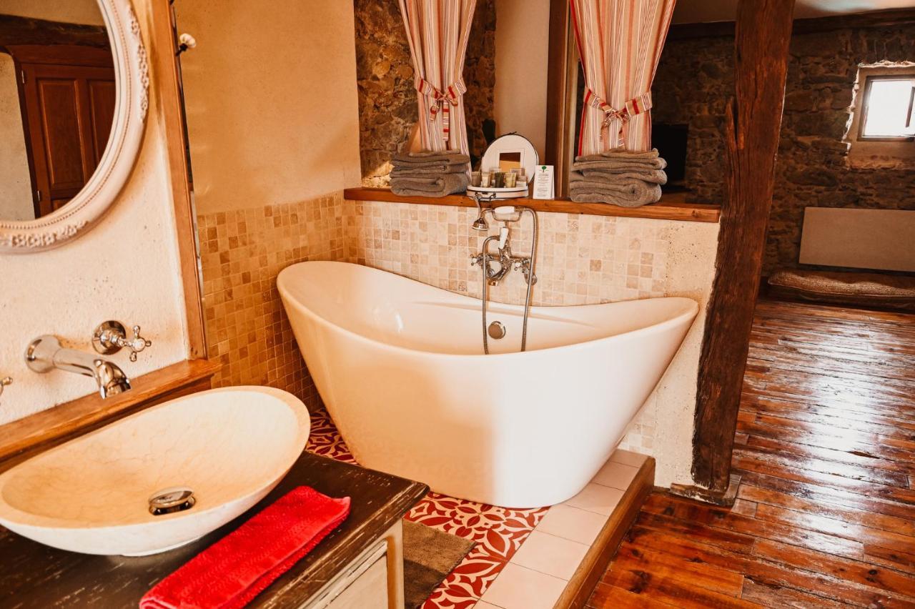 ミルポワ Demeure De La Carmine, Sejour Bien-Etre D'Exception, Piscine, Hammam, Champagne Bed & Breakfast エクステリア 写真