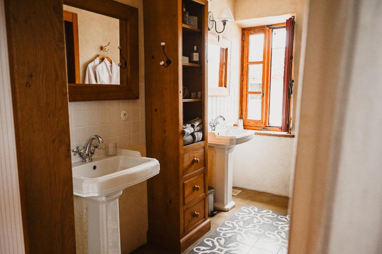 ミルポワ Demeure De La Carmine, Sejour Bien-Etre D'Exception, Piscine, Hammam, Champagne Bed & Breakfast エクステリア 写真