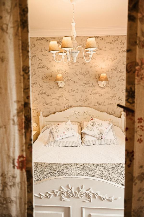 ミルポワ Demeure De La Carmine, Sejour Bien-Etre D'Exception, Piscine, Hammam, Champagne Bed & Breakfast エクステリア 写真