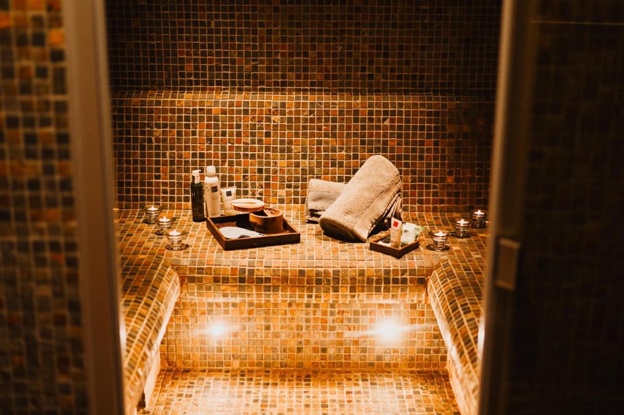 ミルポワ Demeure De La Carmine, Sejour Bien-Etre D'Exception, Piscine, Hammam, Champagne Bed & Breakfast エクステリア 写真