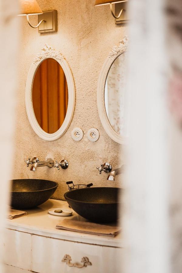 ミルポワ Demeure De La Carmine, Sejour Bien-Etre D'Exception, Piscine, Hammam, Champagne Bed & Breakfast エクステリア 写真