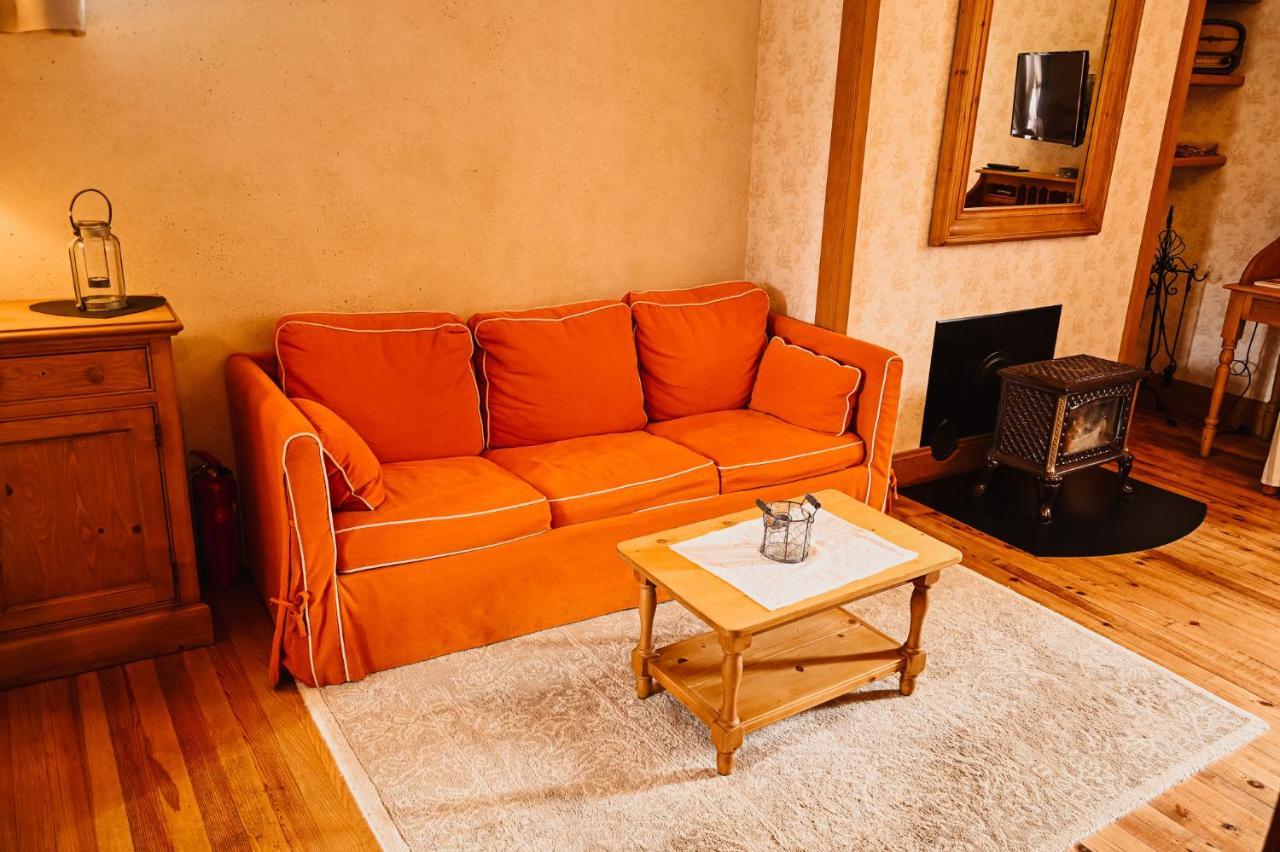 ミルポワ Demeure De La Carmine, Sejour Bien-Etre D'Exception, Piscine, Hammam, Champagne Bed & Breakfast エクステリア 写真