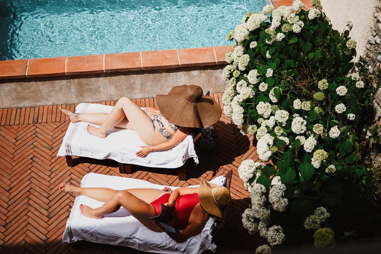 ミルポワ Demeure De La Carmine, Sejour Bien-Etre D'Exception, Piscine, Hammam, Champagne Bed & Breakfast エクステリア 写真
