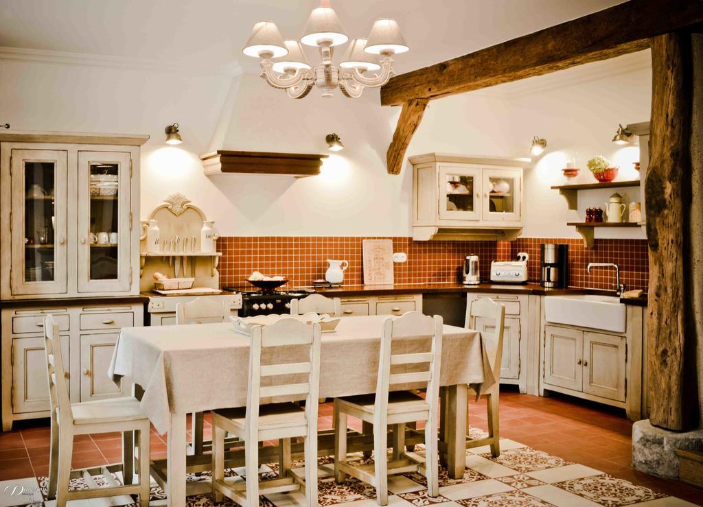 ミルポワ Demeure De La Carmine, Sejour Bien-Etre D'Exception, Piscine, Hammam, Champagne Bed & Breakfast エクステリア 写真